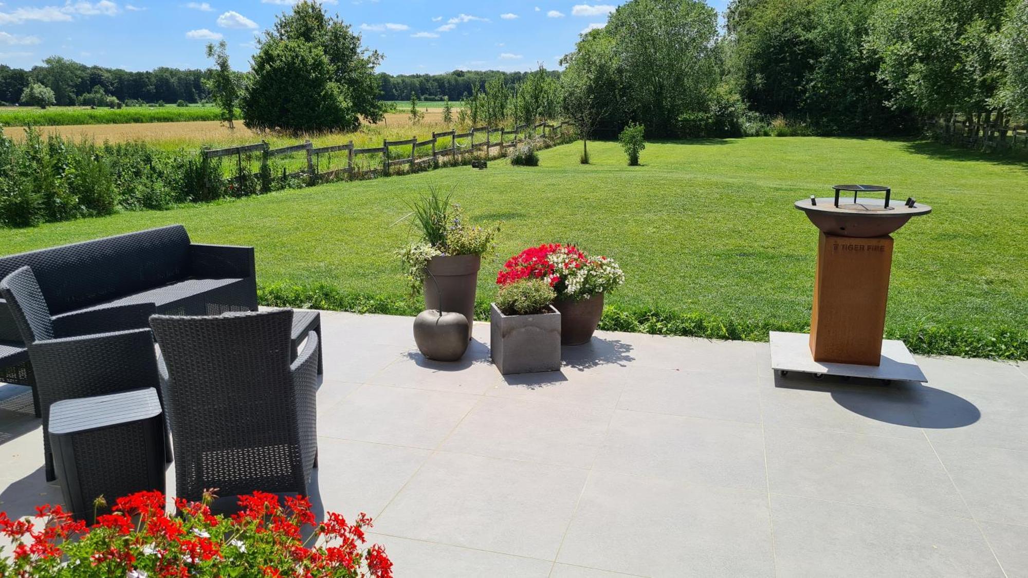 Les Ateliers Apartment Nivelle Екстериор снимка